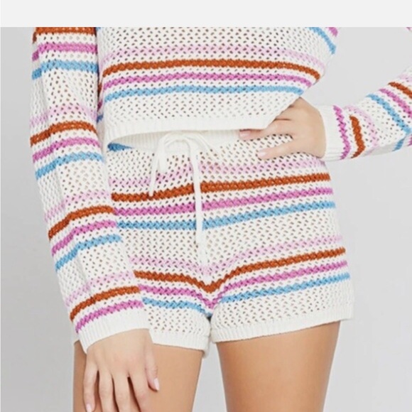 Lspace On the Horizon Striped Crochet Shorts Cream Pink Blue Red Size Medium - Picture 5 of 12